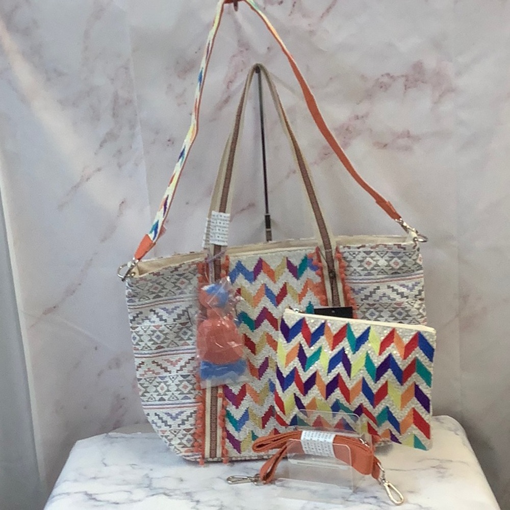 NWT America and Beyond Muli-Color Tote with matching Pouch